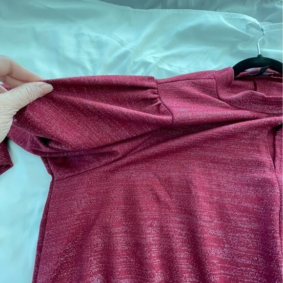 Lane Bryant Mock-Neck Keyhole Top With Ruched Sides Size 26 / 28 Holiday Red - Picture 9 of 13